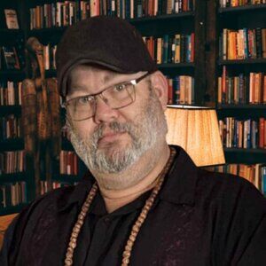 Meet your Posher, Chris